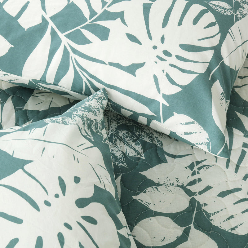 Tropical Canopy Quilted Bedspread
