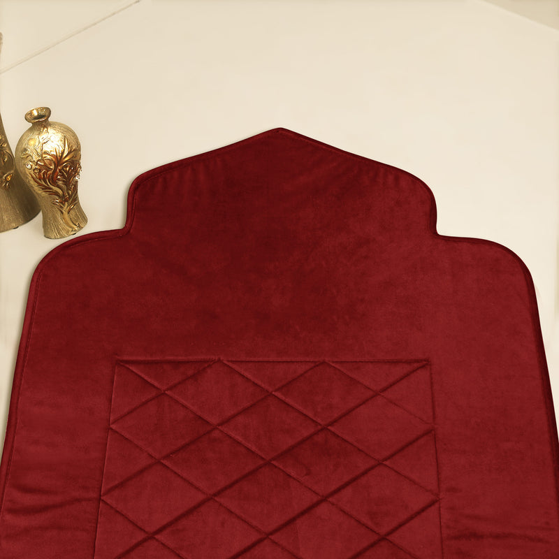 Mehrab Velvet Embossed Padded Prayer Mat/Jaye Namaz