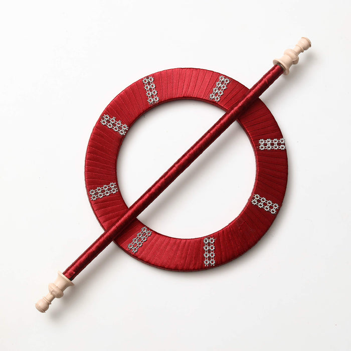 Contemporary Circle Curtain Holder with Stick