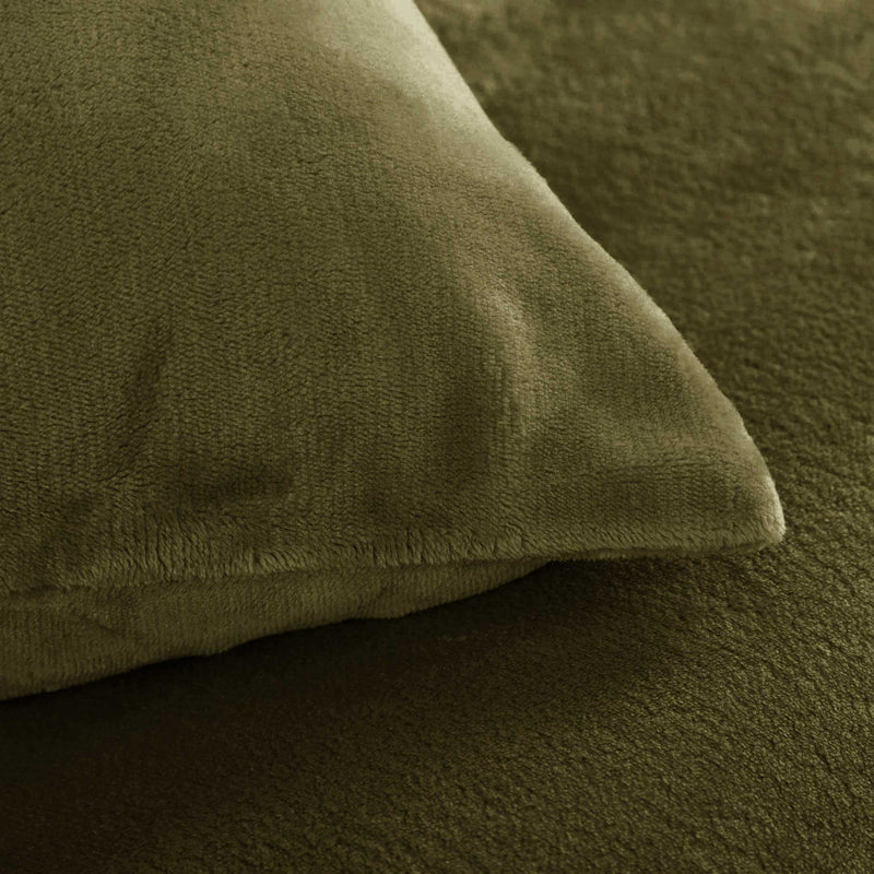 Fleece Bedsheet and Razaye 6pc Set