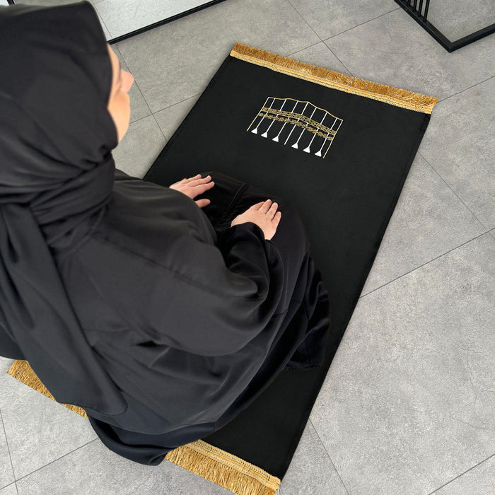 Kaaba Embroidered Prayer Mat/Jaye Namaz