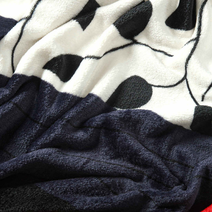 Monochrome Elegance Printed Fleece Fitted Sheet