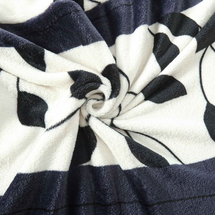 Monochrome Elegance Printed Fleece Fitted Sheet