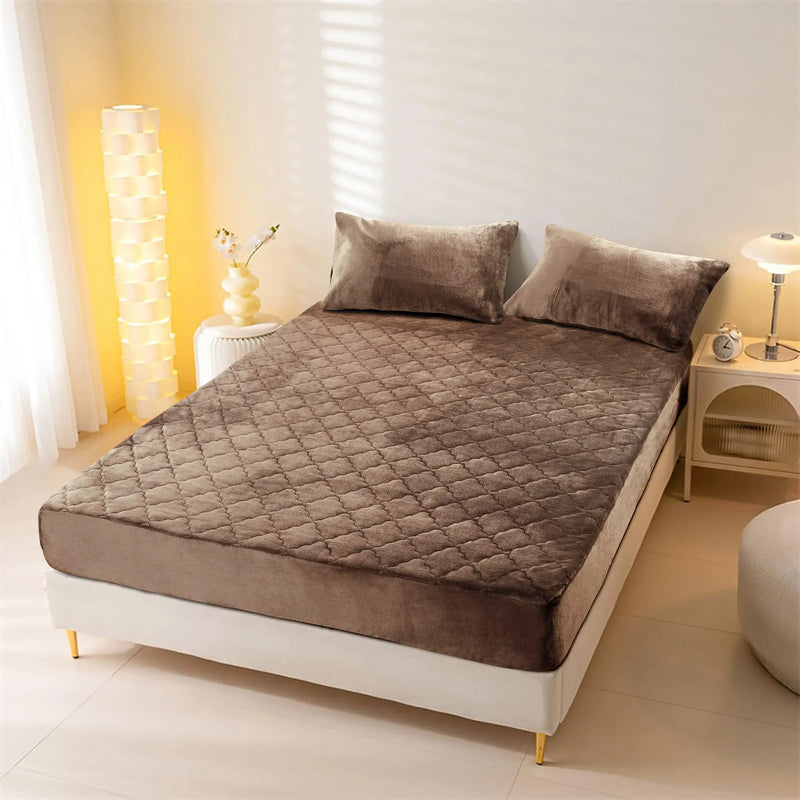 Plush Quilted Fleece Fitted Sheet Chocolate Brown