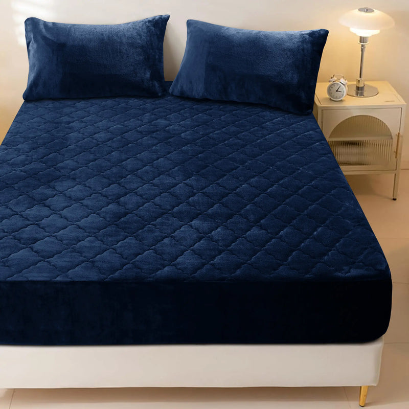 Plush Quilted Fleece Fitted Sheet Navy
