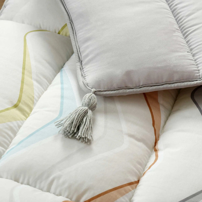 Retro Flow Quilted Sofa Topper