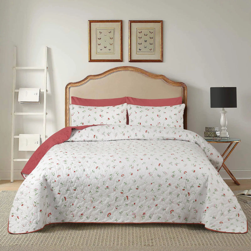 Scarlet Meadow Bedspread