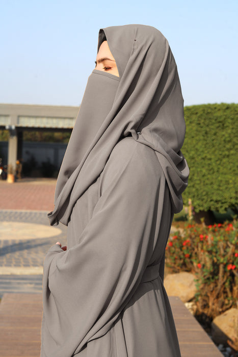 Seamless Abaya and Hijaab With Belt