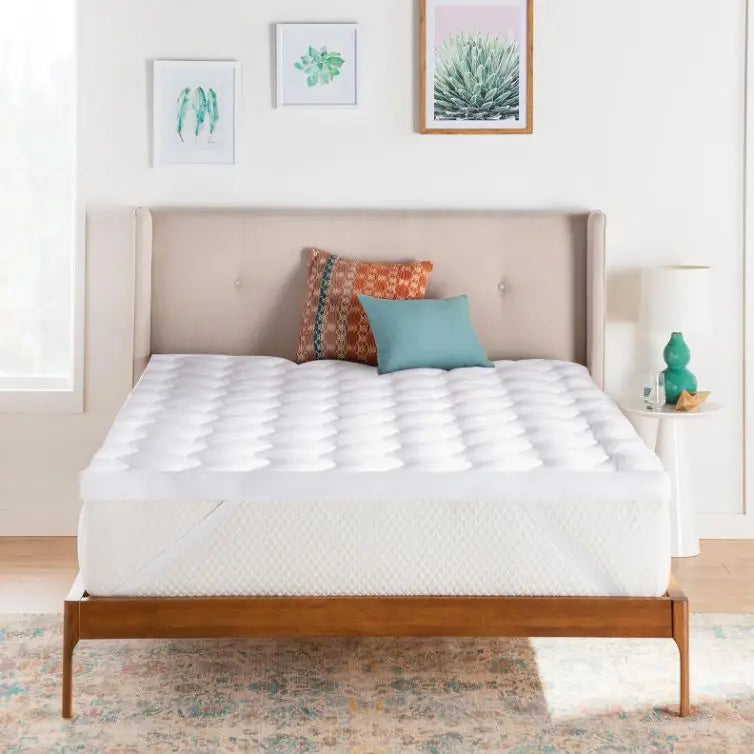 Wavy Lines Mattress Topper