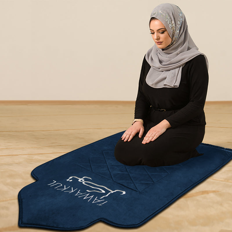 Luxury Bridal Tawakkul Velvet Embroidered Padded Prayer Mat/Jaye Namaz