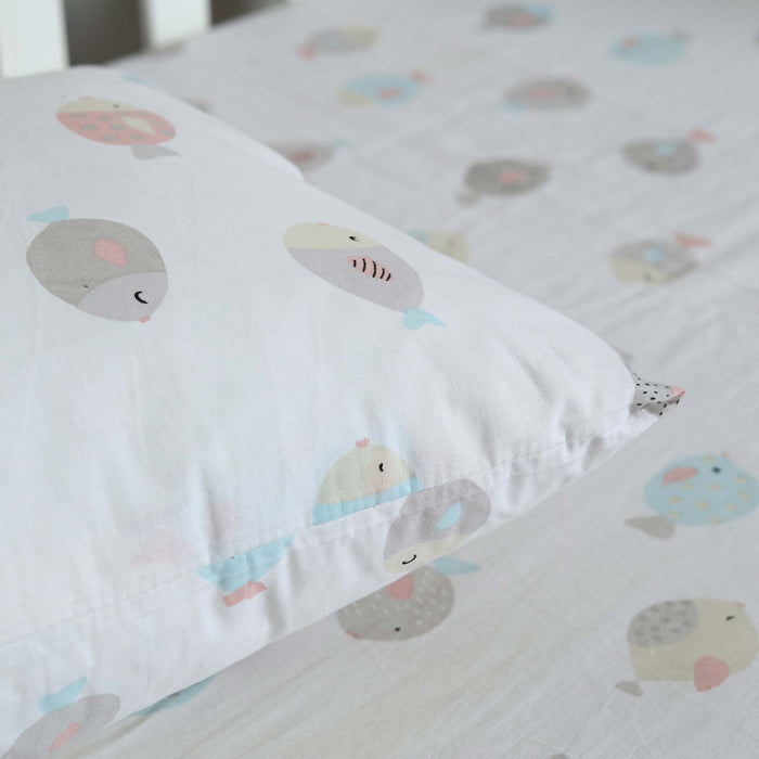 Bubble Fish Bedsheet Sheet & Pillow