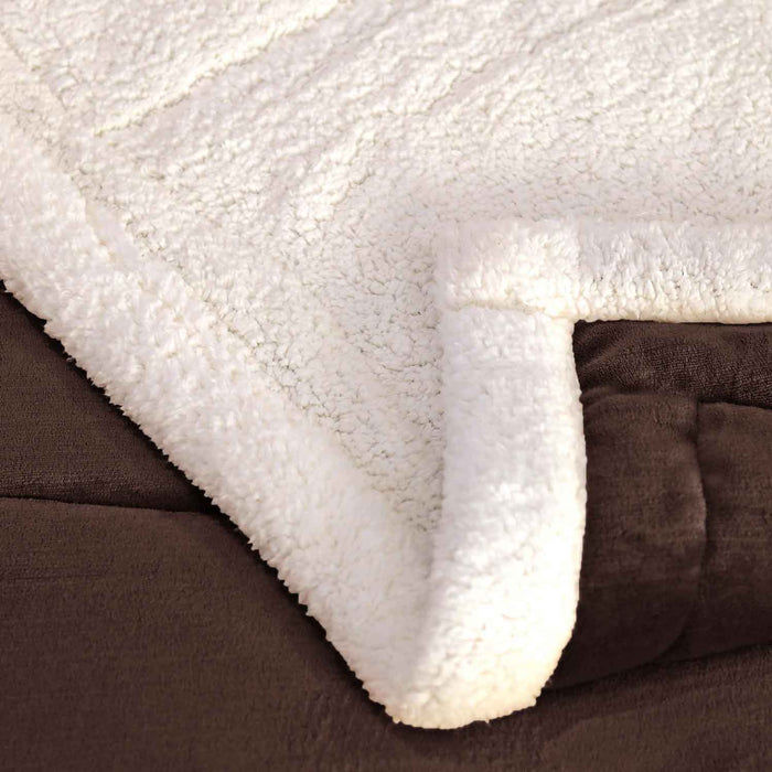 square boxes sherpa border winter comforter