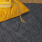 luxury velvet embossed prayer mat