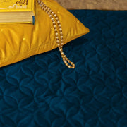luxury velvet embossed prayer mat