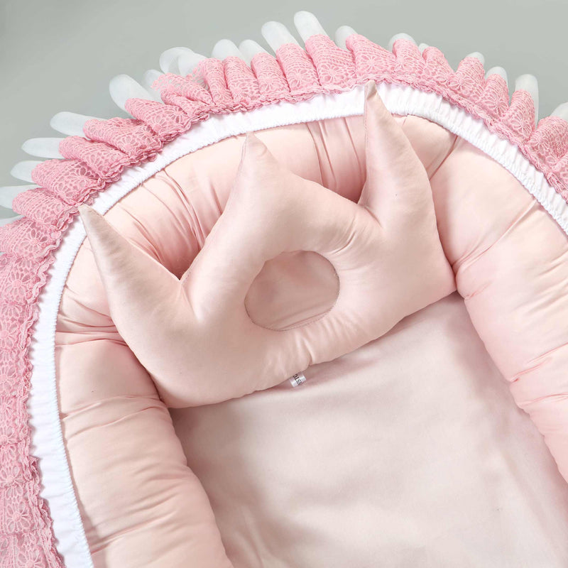 luxury laced baby snuggle bed