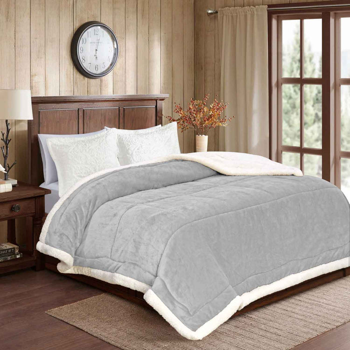 square boxes sherpa border winter comforter