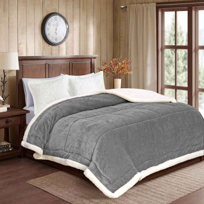 square boxes sherpa border winter comforter