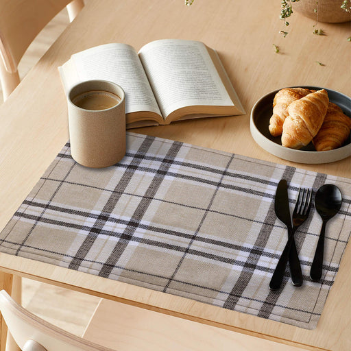 checkered beige style placemat