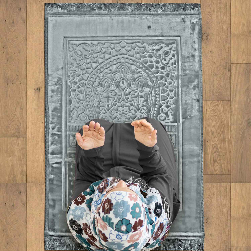 premium heatpress mehrab embossed prayer mat 1